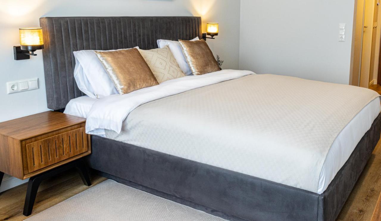 Strandnahe Ruheoase: Hochwertige Mit Terrasse Und Boxspringbett Apartment *